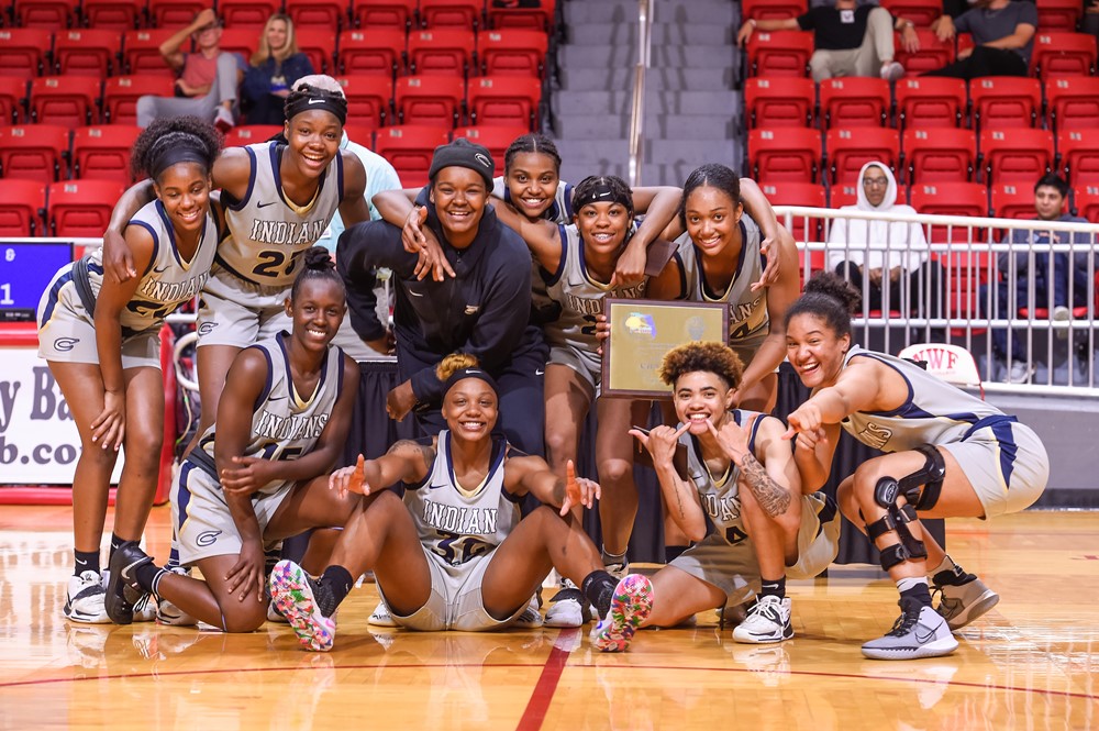 Group of basketball students 